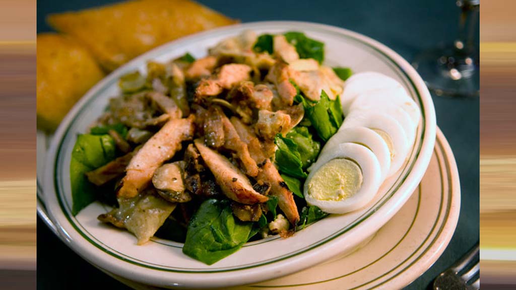 Walter Mittys Restaurant and bar - Crispy Cobb Salad